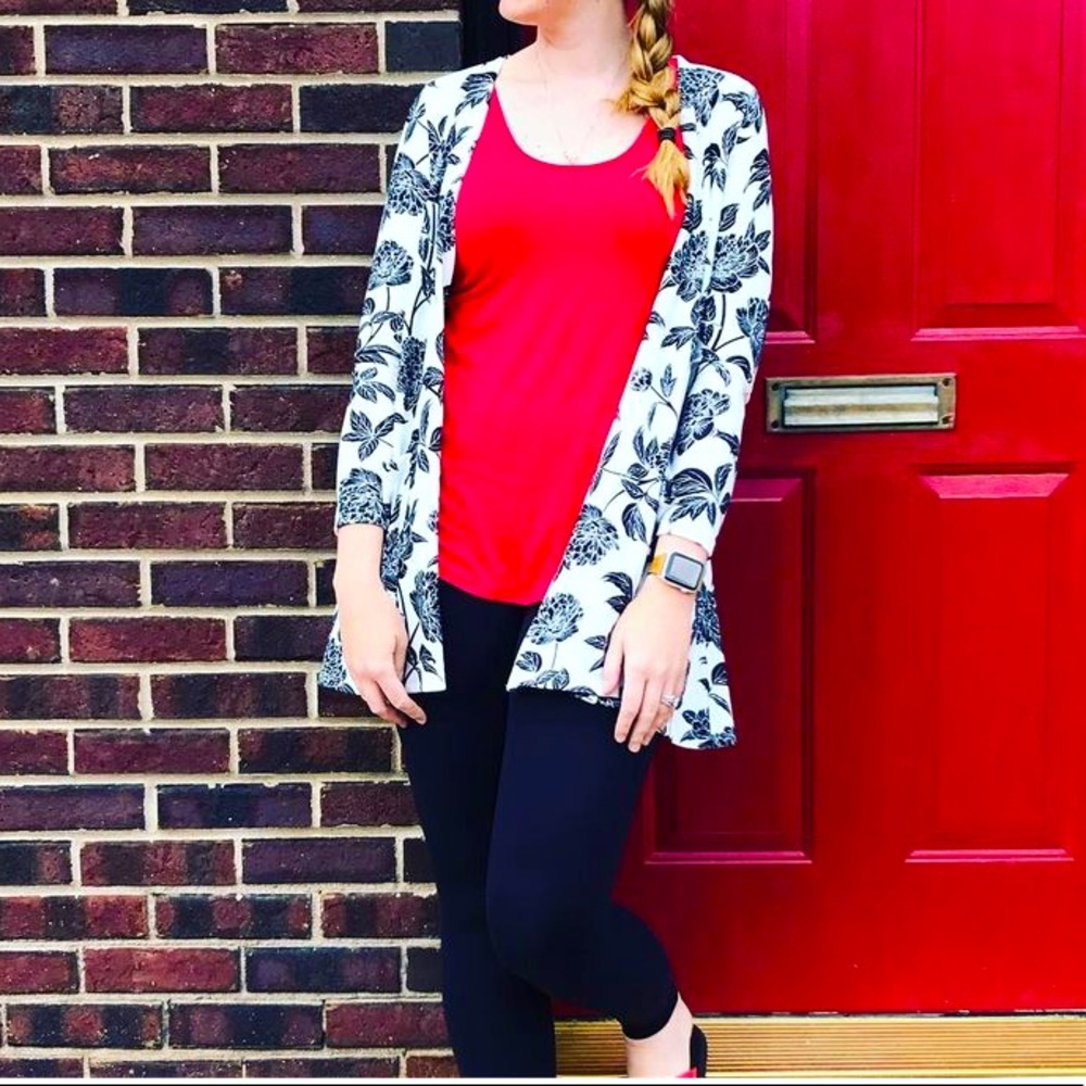 Lovely floral neutral lularoe caroline cardigan